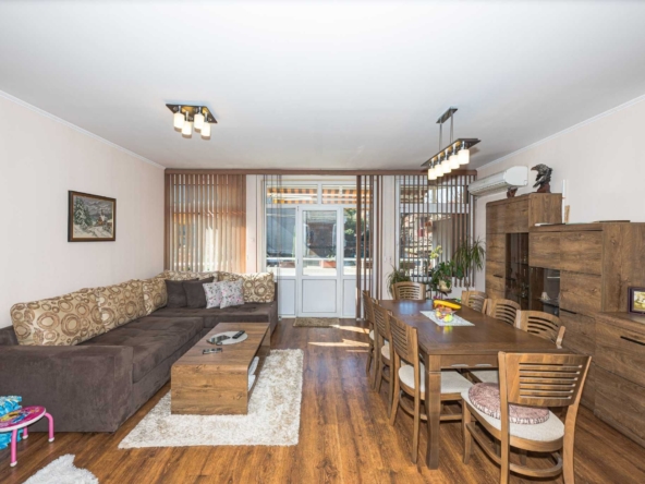 Двустаен апартамент в Пловдив, Гагарин - 91 кв.м за 1187 €/кв.м - Снимка #1