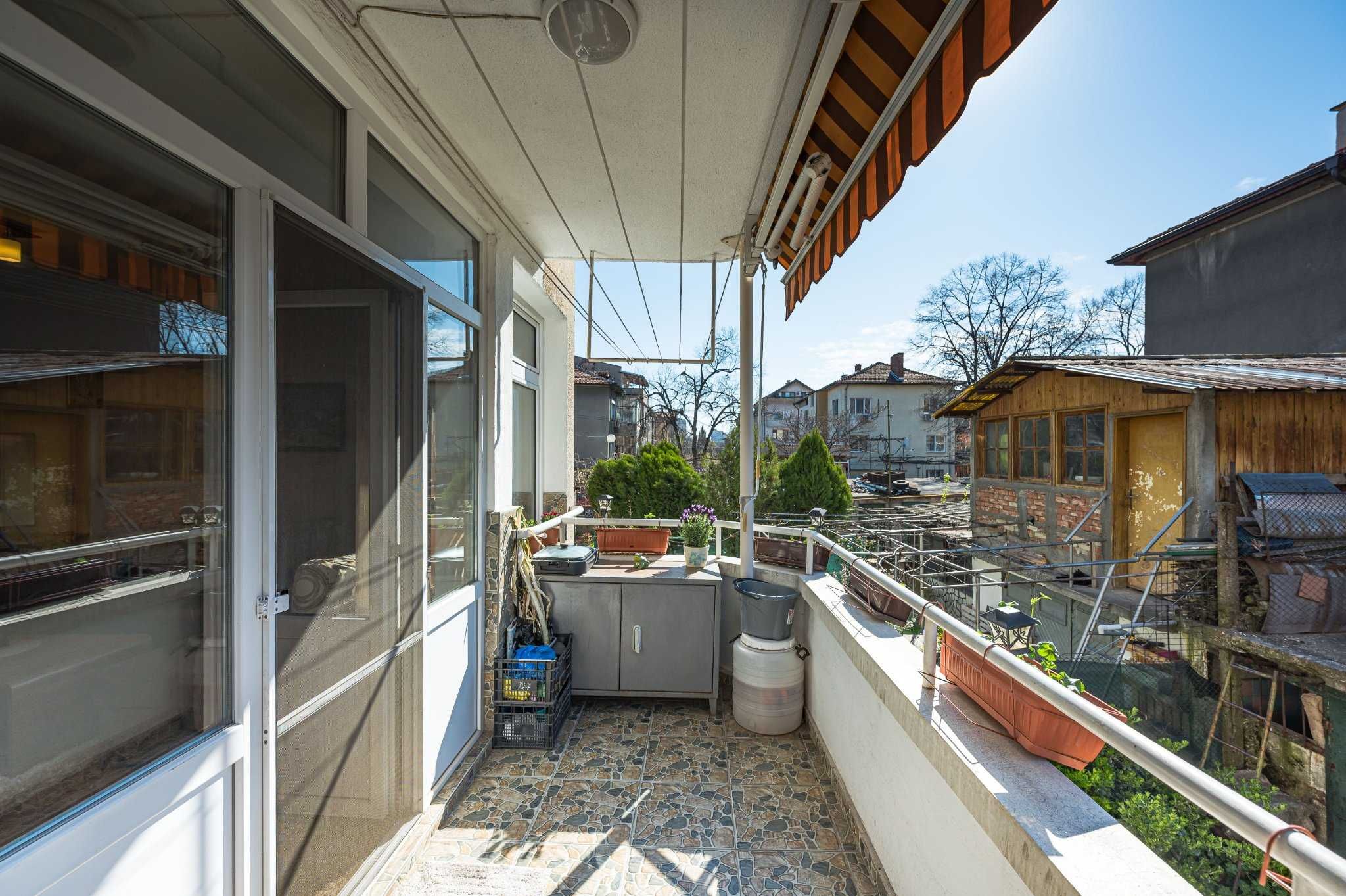 Двустаен апартамент в Пловдив, Гагарин - 91 кв.м за 1187 €/кв.м - Снимка #7