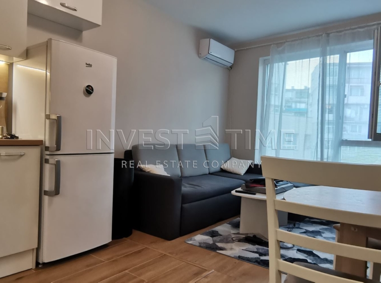 Двустаен апартамент в Варна, Победа - 50 кв.м за 1770 €/кв.м - Снимка #2