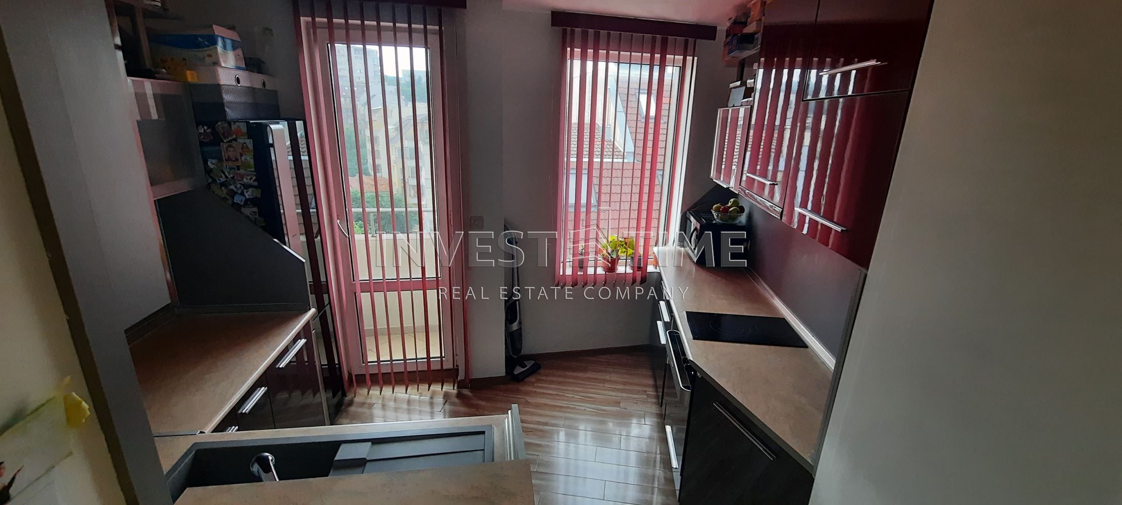 Двустаен апартамент в Варна, Конфуто - 60 кв.м за 1325 €/кв.м - Снимка #3