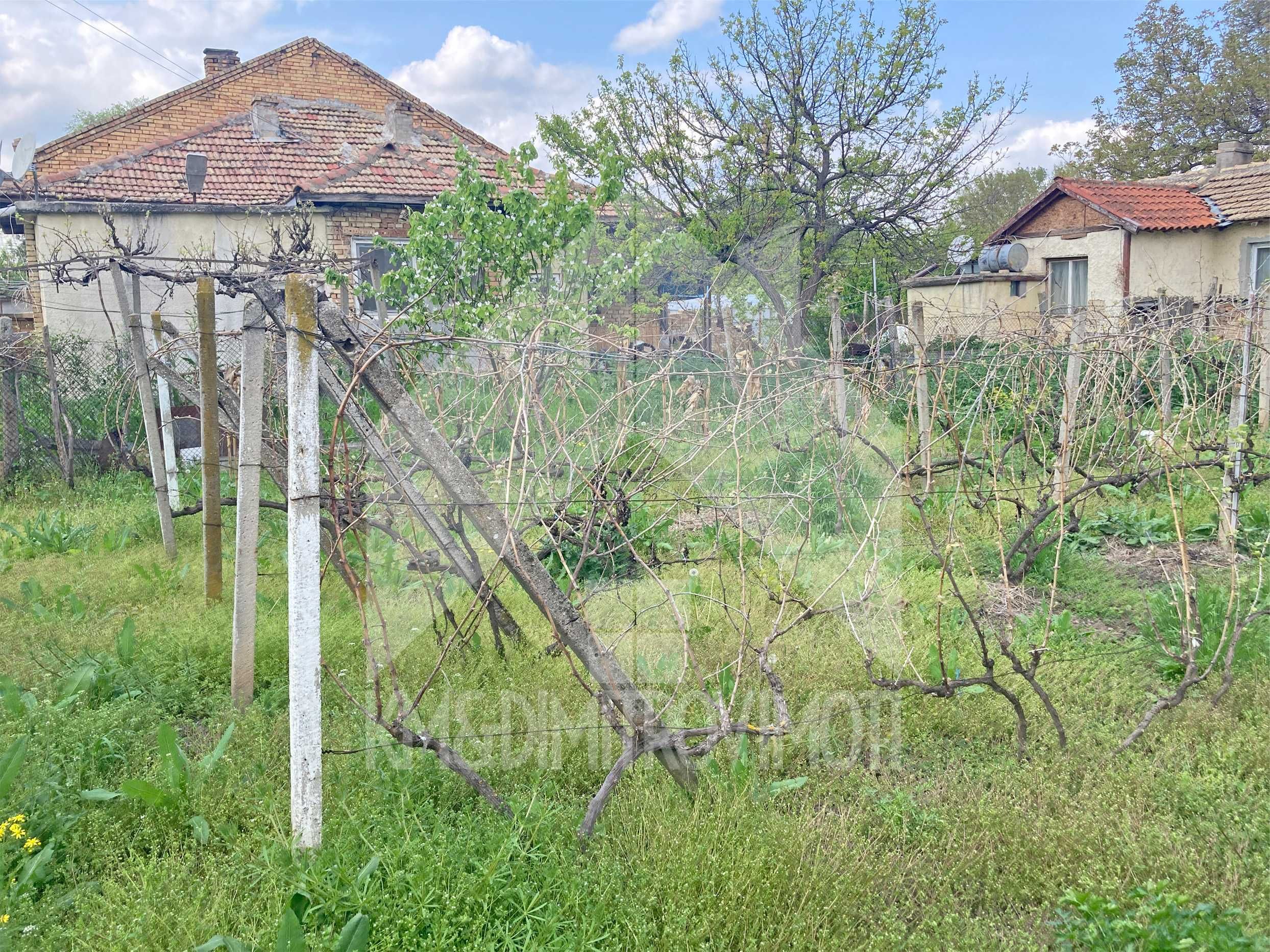 Къща в Нови пазар - 55 кв.м за 910 €/кв.м - Снимка #3