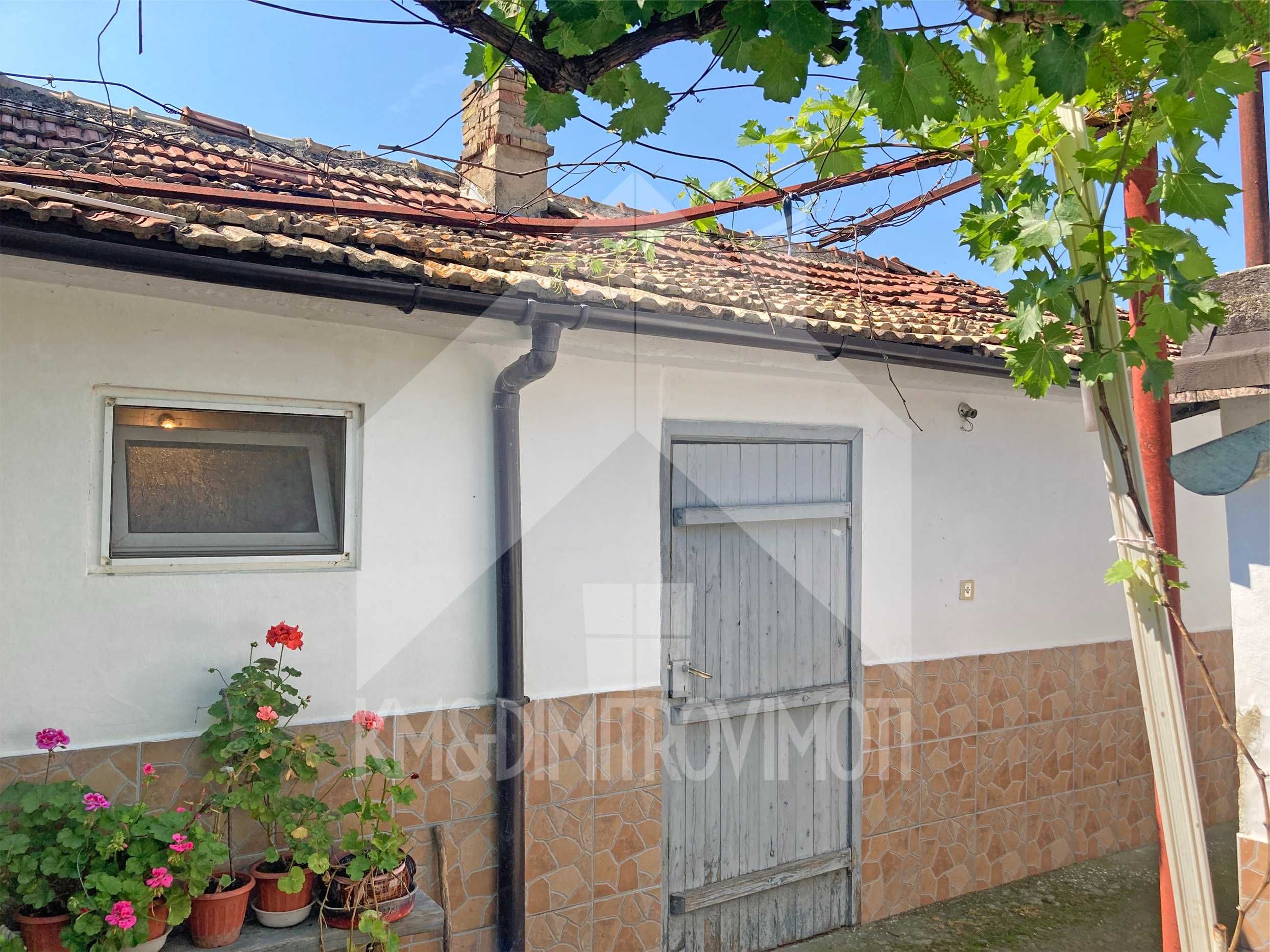 Къща в Нови пазар - 87 кв.м за 863 €/кв.м - Снимка #2