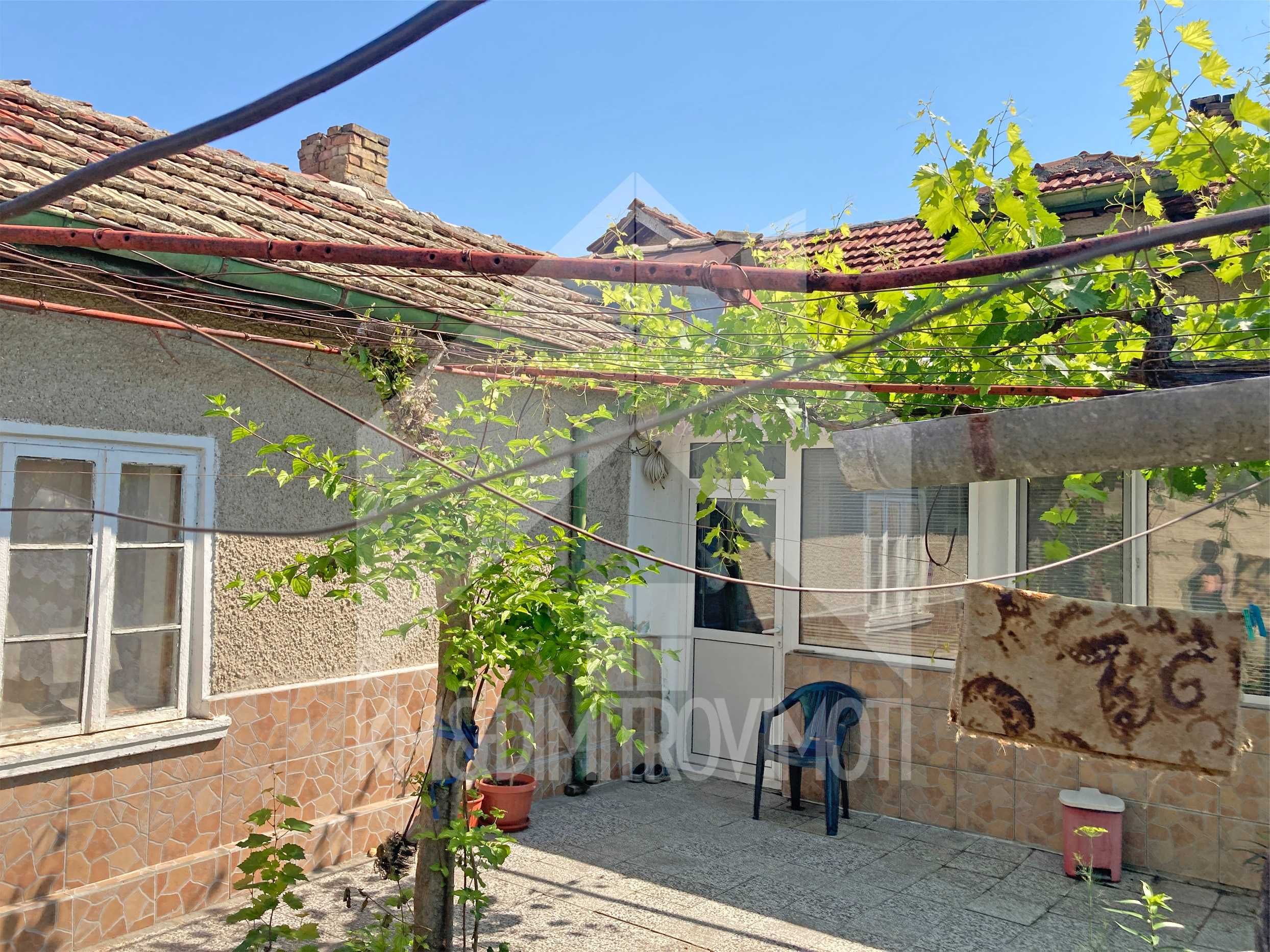 Къща в Нови пазар - 87 кв.м за 863 €/кв.м - Снимка #3