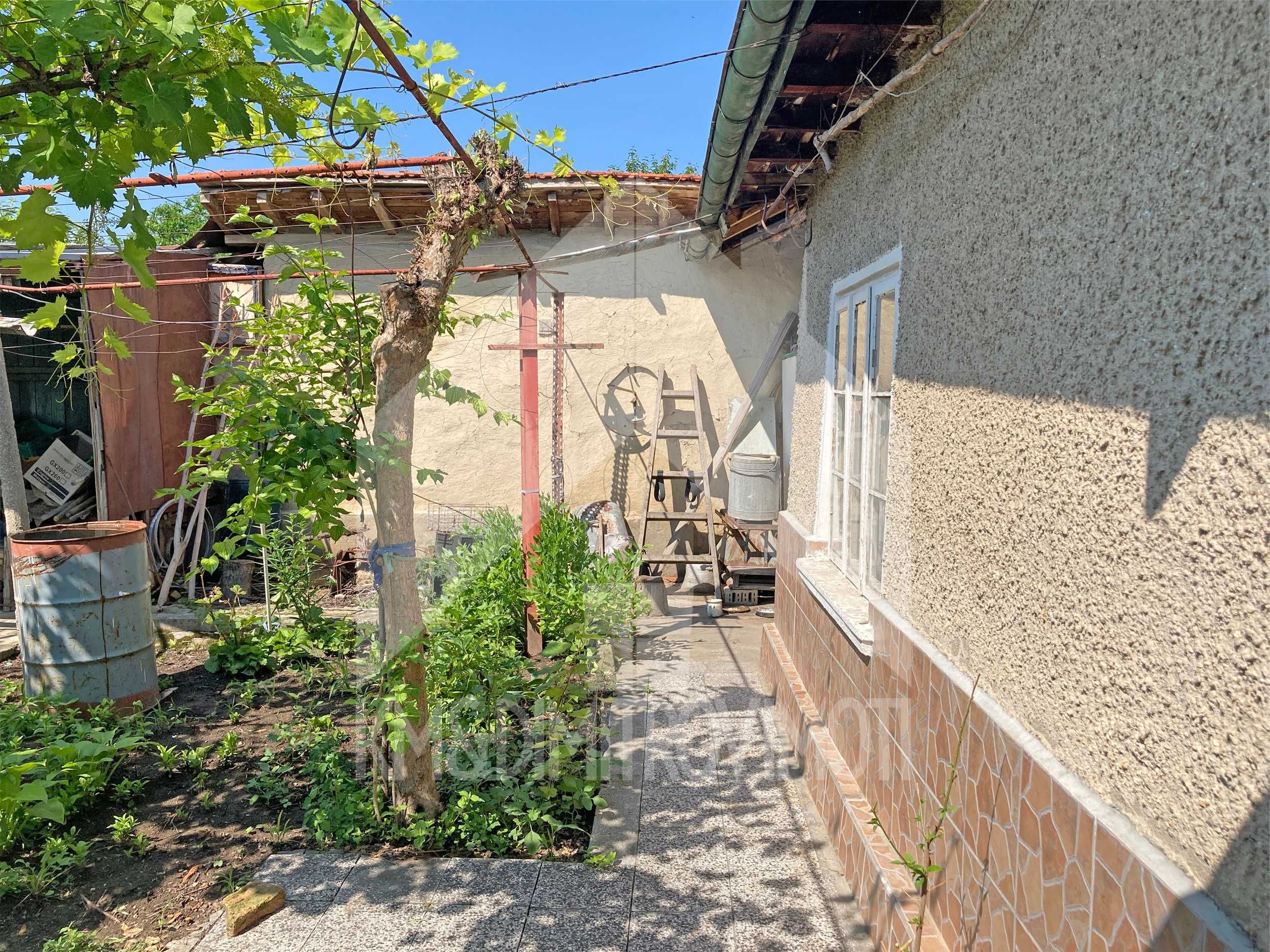 Къща в Нови пазар - 87 кв.м за 863 €/кв.м - Снимка #6