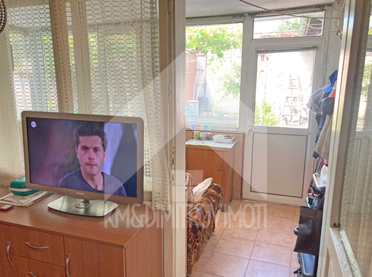 Къща в Нови пазар - 87 кв.м за 863 €/кв.м - Снимка #11