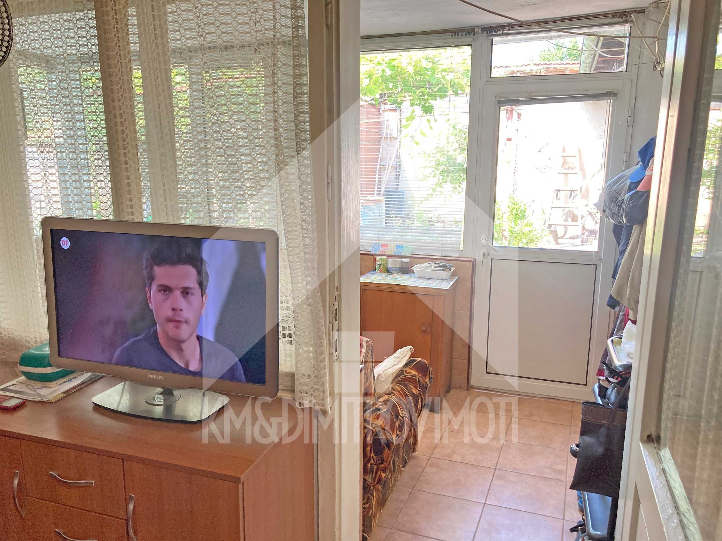 Къща в Нови пазар - 87 кв.м за 863 €/кв.м - Снимка #11