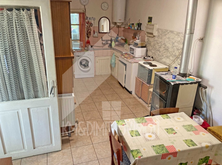 Къща в Нови пазар - 87 кв.м за 863 €/кв.м - Снимка #14