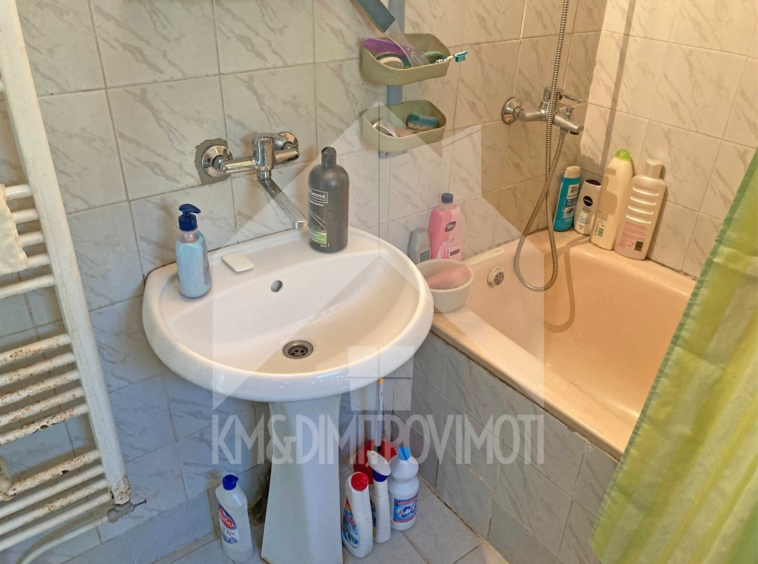 Къща в Нови пазар - 87 кв.м за 863 €/кв.м - Снимка #21