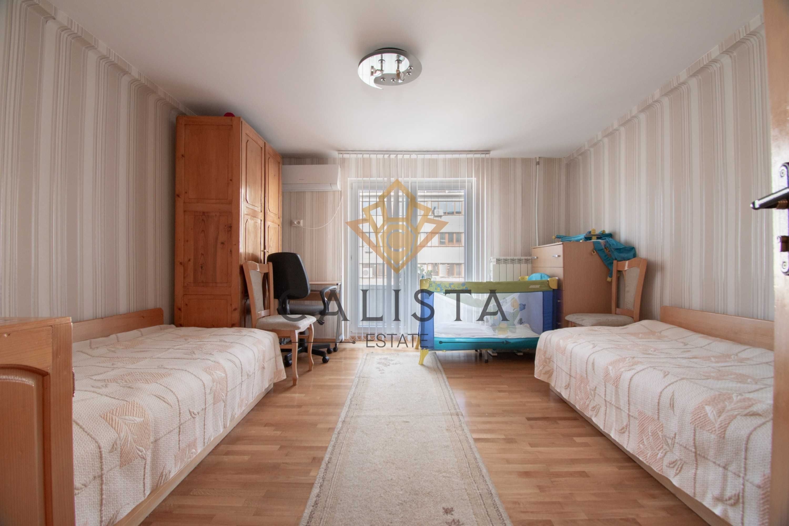 Дава се под наем Тристаен апартамент в София, Център - 100 кв.м за 475 € - Снимка #9