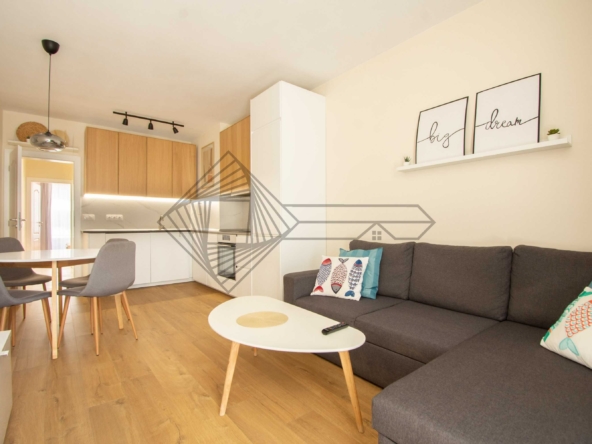 Дава се под наем Двустаен апартамент в София, Кръстова вада - 75 кв.м за 1080лв € - Снимка #1