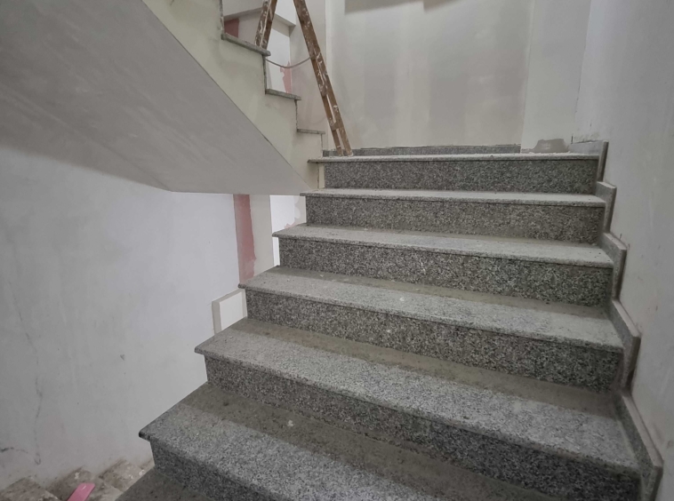 Двустаен апартамент в Асеновград - 101 кв.м за 694 €/кв.м - Снимка #19