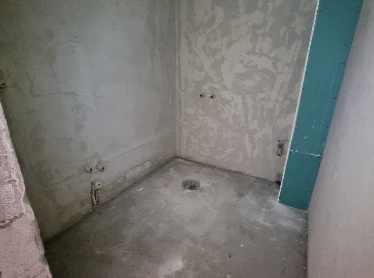 Четиристаен апартамент в Асеновград - 182 кв.м за 687 €/кв.м - Снимка #19