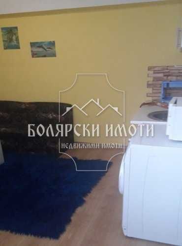 Дава се под наем Едностаен апартамент в Велико Търново, Бузлуджа - 20 кв.м за 200лв € - Снимка #3