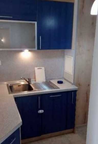 Дава се под наем Двустаен апартамент в София, Хладилника - 72 кв.м за 550 € - Снимка #2