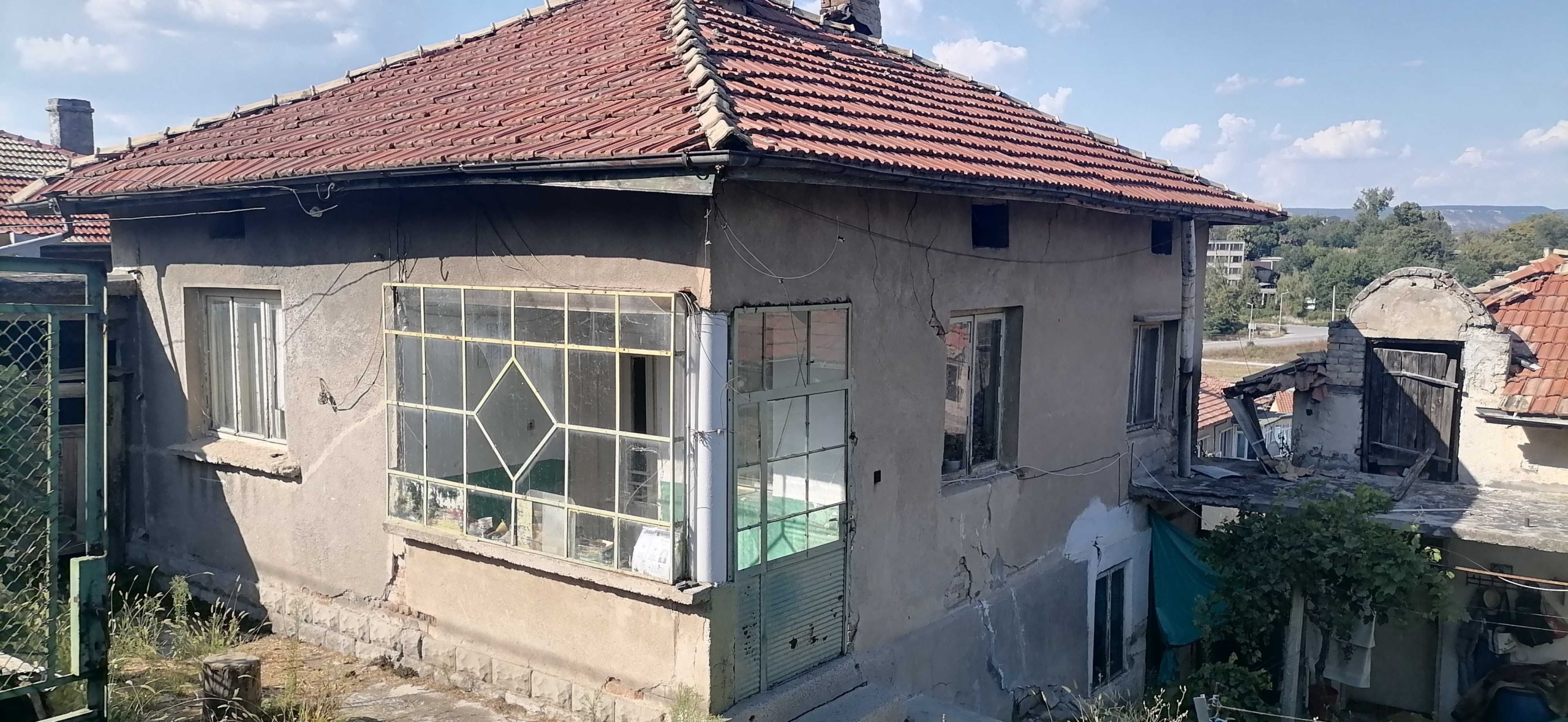 Къща в Велики Преслав - 120 кв.м за 584 €/кв.м - Снимка #1