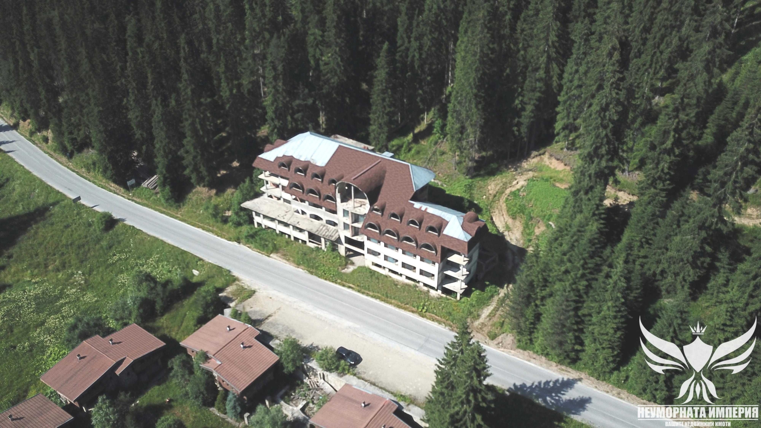 Хотел в к.к. Пампорово - 4480 кв.м за 80 €/кв.м - Снимка #3