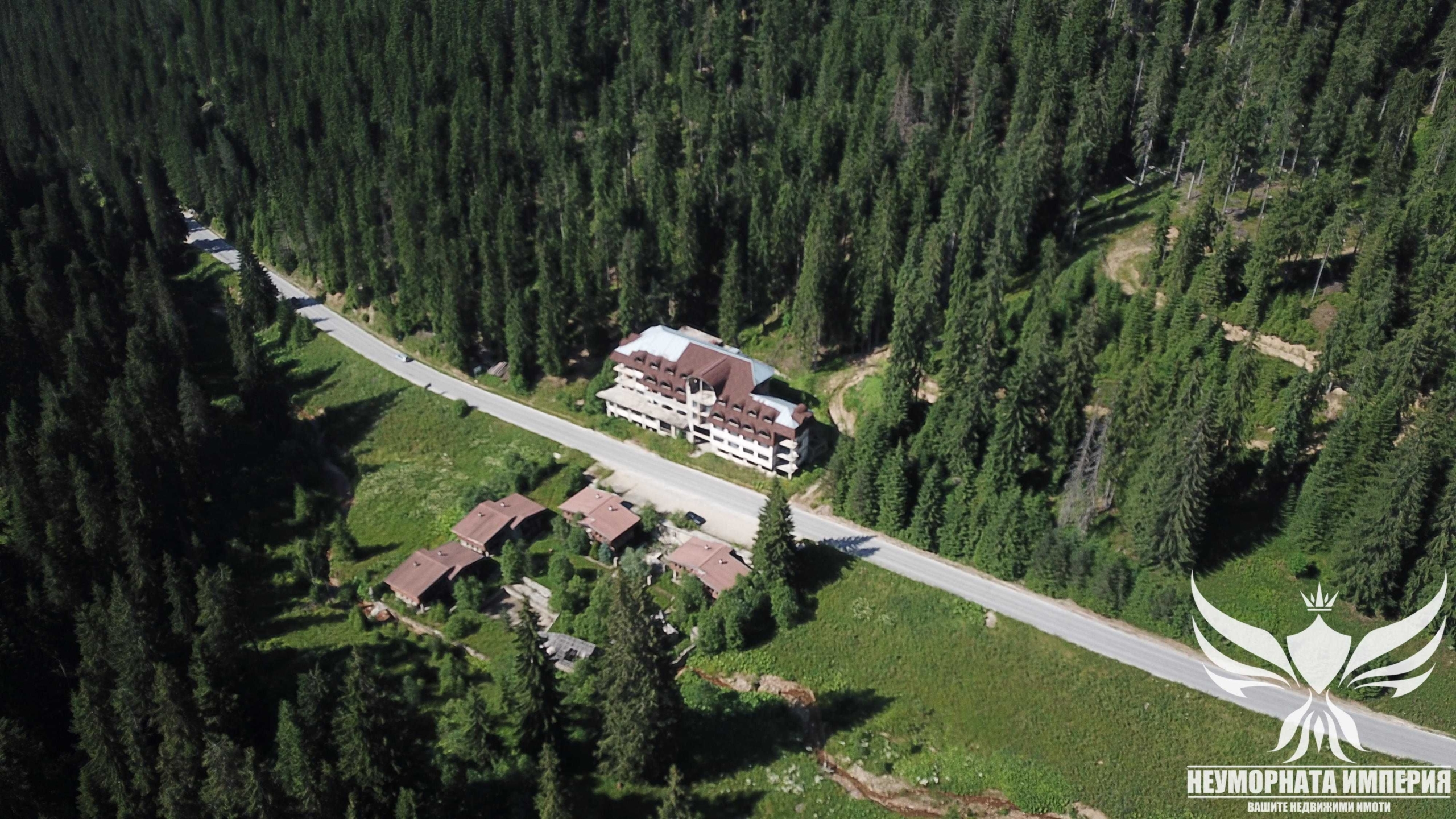 Хотел в к.к. Пампорово - 4480 кв.м за 80 €/кв.м - Снимка #4