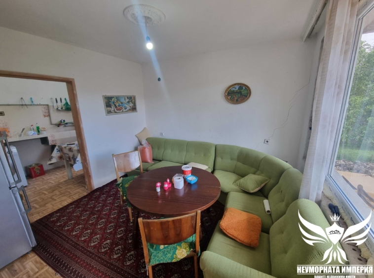 Къща в с. Горнослав, Област Пловдив - 192 кв.м за 375 €/кв.м - Снимка #11