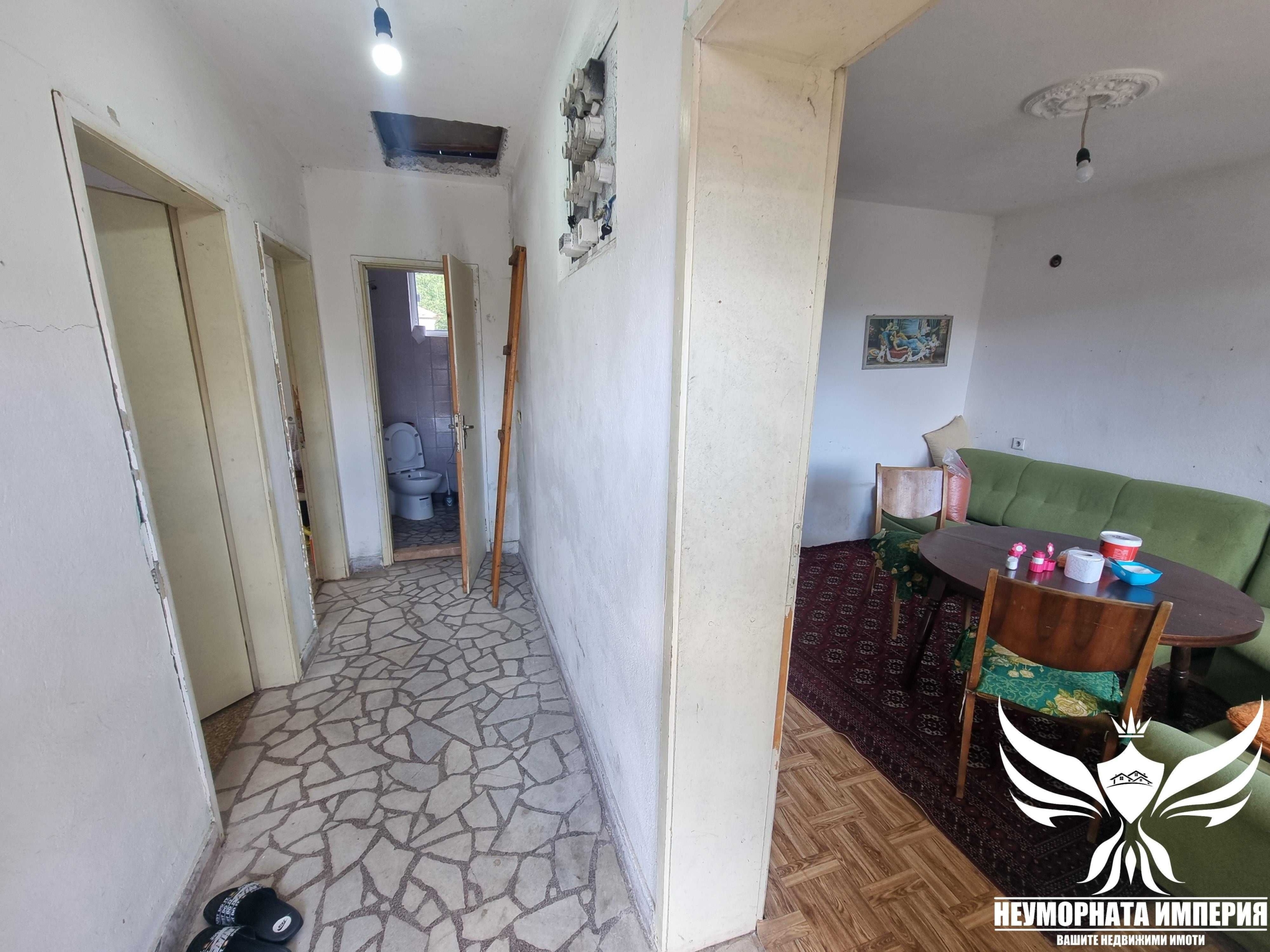 Къща в с. Горнослав, Област Пловдив - 192 кв.м за 375 €/кв.м - Снимка #15
