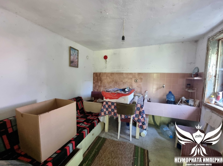 Къща в с. Горнослав, Област Пловдив - 192 кв.м за 375 €/кв.м - Снимка #22