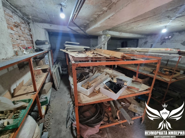 Къща в с. Горнослав, Област Пловдив - 192 кв.м за 375 €/кв.м - Снимка #24