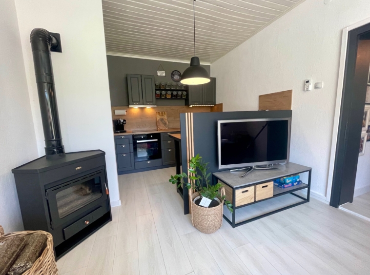Къща в с. Долна Липница, Област Велико Търново - 106 кв.м за 1227 €/кв.м - Снимка #4