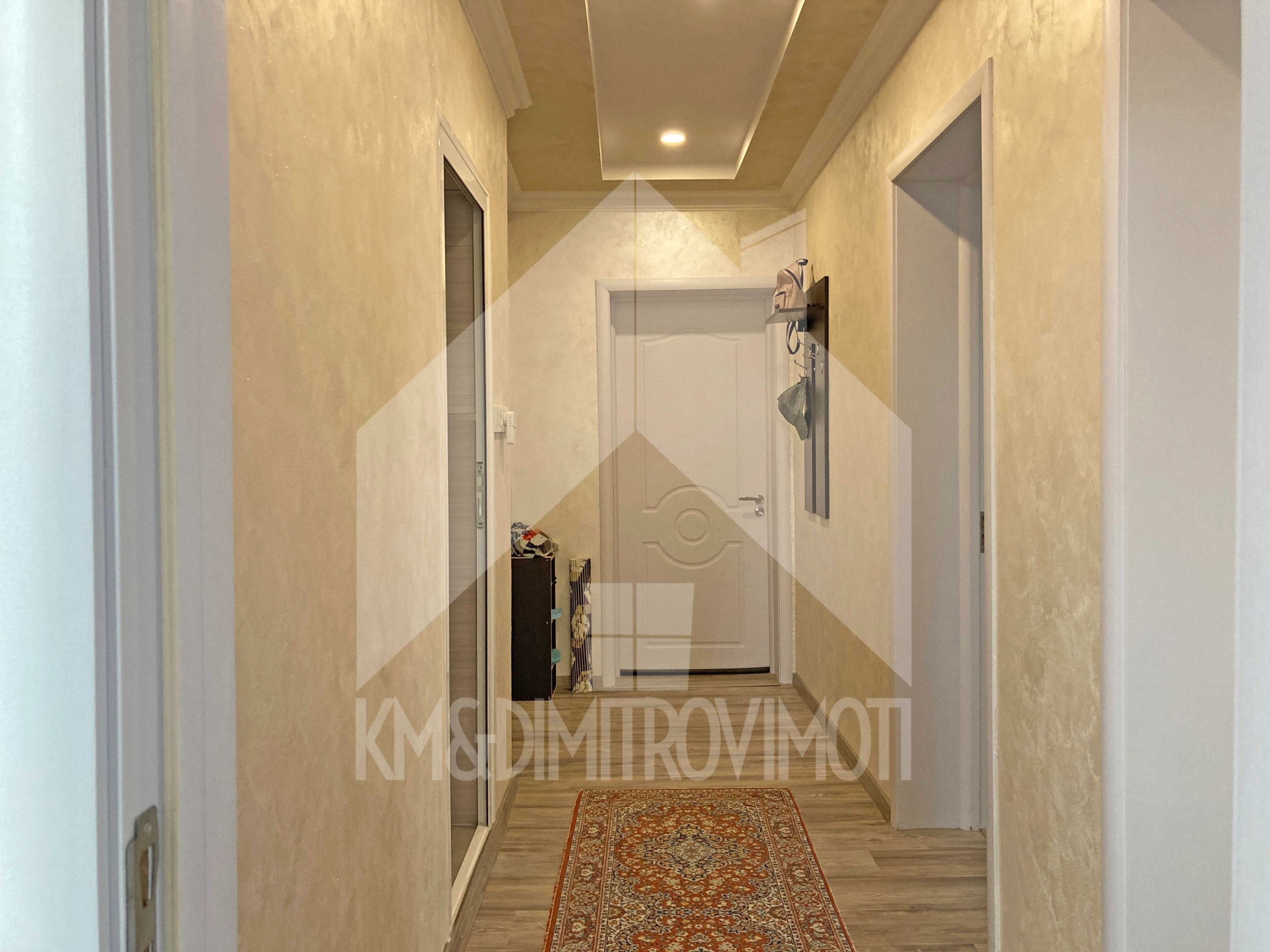 Четиристаен апартамент в Нови пазар - 90 кв.м за 1444 €/кв.м - Снимка #2