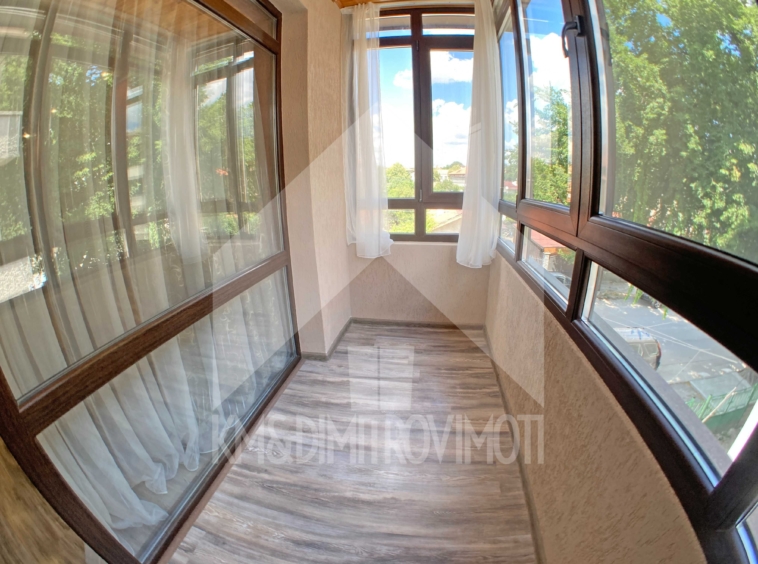 Четиристаен апартамент в Нови пазар - 90 кв.м за 1444 €/кв.м - Снимка #15