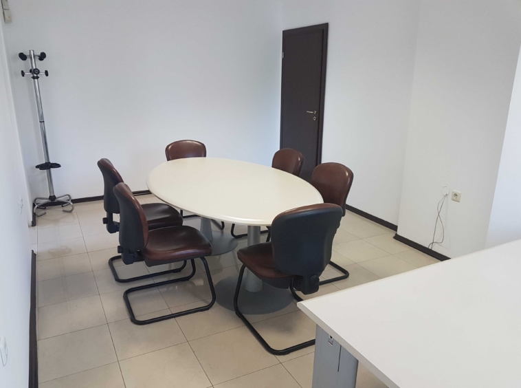 Дава се под наем Офис в София, Лозенец - 94 кв.м за 870 € - Снимка #5