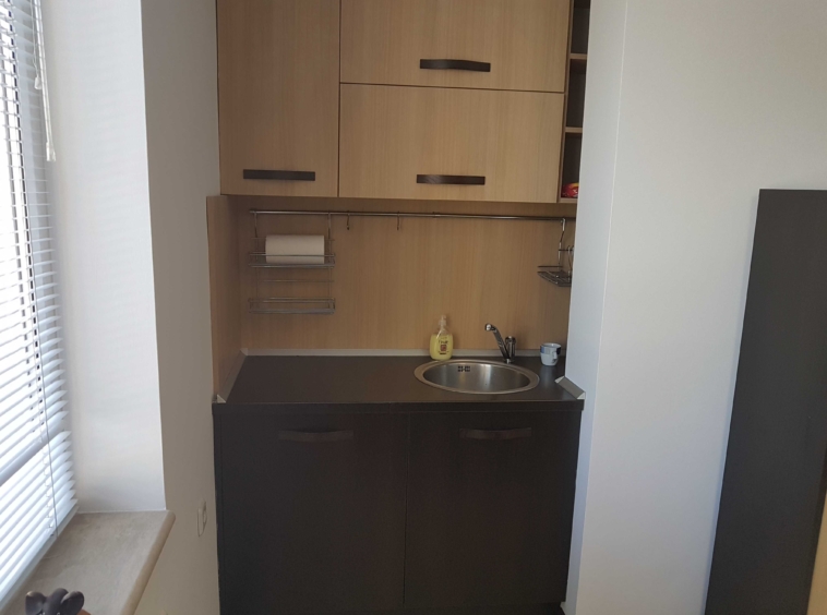 Дава се под наем Офис в София, Лозенец - 94 кв.м за 870 € - Снимка #9