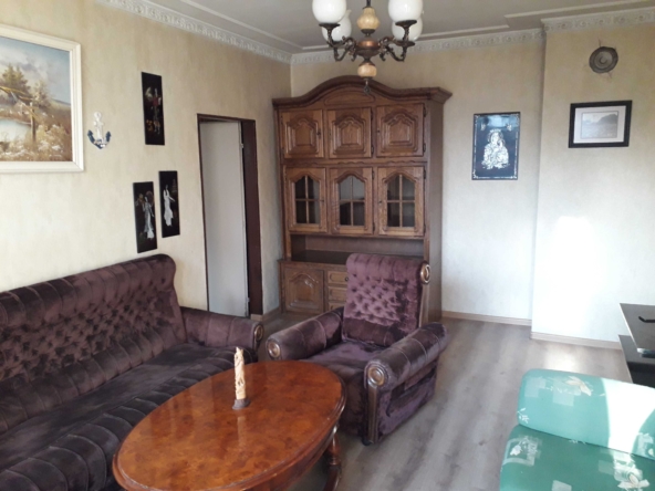 Дава се под наем Тристаен апартамент в София, Център - 91 кв.м за 800лв € - Снимка #1