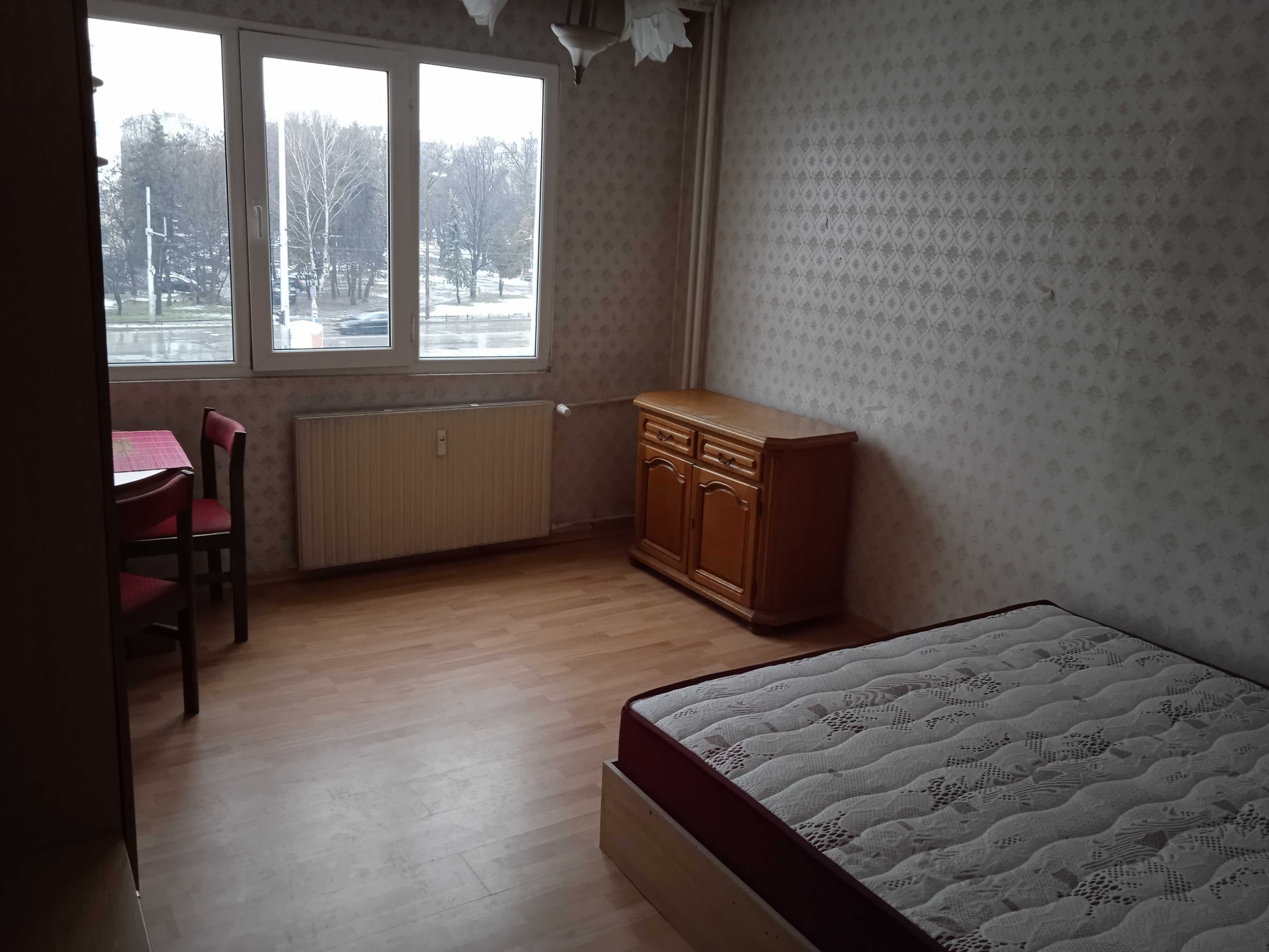 Дава се под наем Тристаен апартамент в София, Център - 91 кв.м за 800лв € - Снимка #5