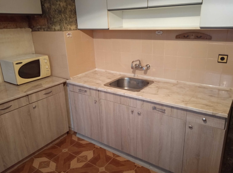 Дава се под наем Тристаен апартамент в София, Център - 91 кв.м за 800лв € - Снимка #7