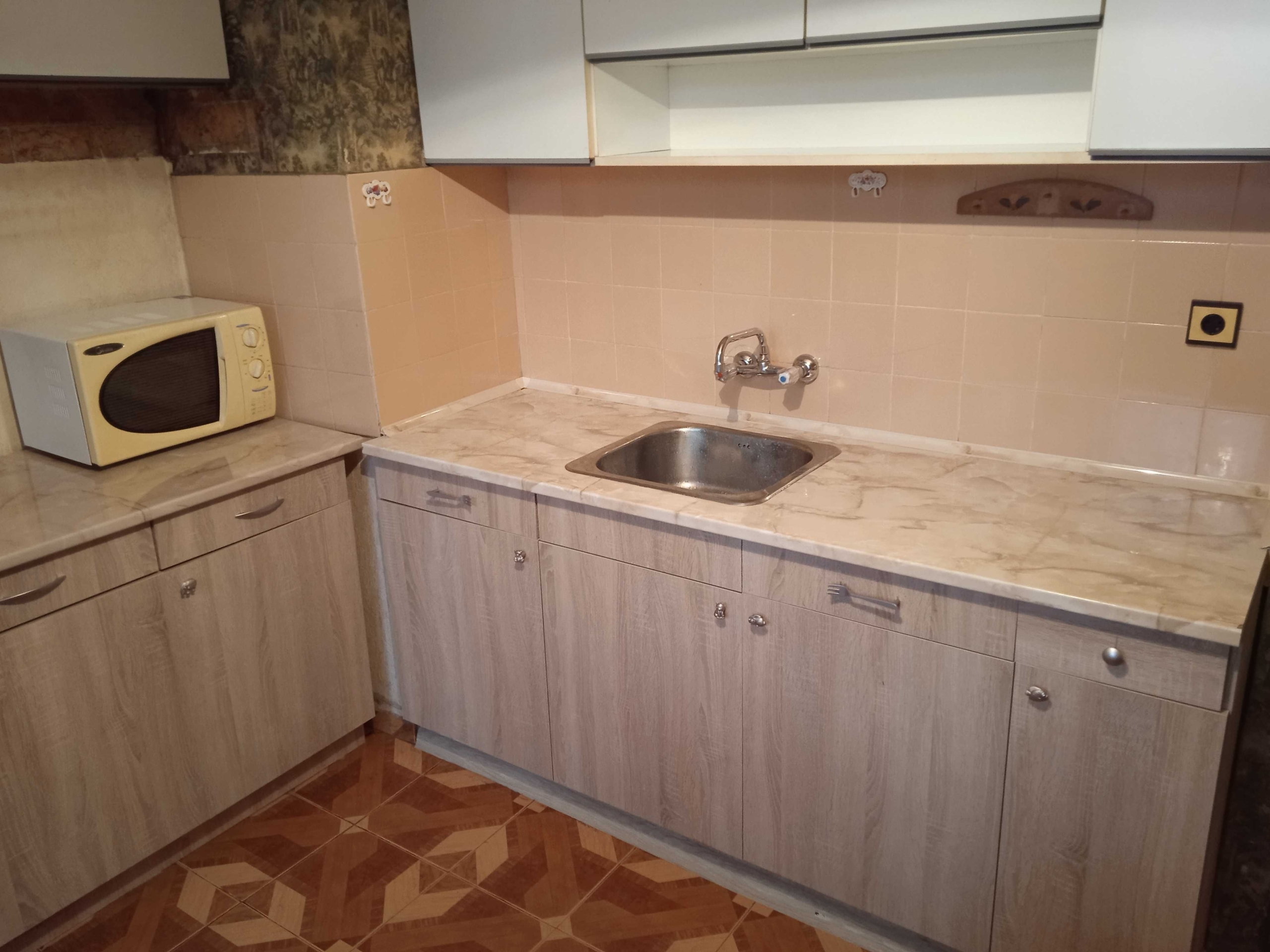 Дава се под наем Тристаен апартамент в София, Център - 91 кв.м за 800лв € - Снимка #7