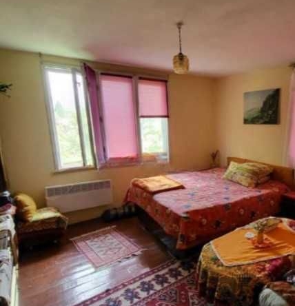 Къща в Банкя - 214 кв.м за 865 €/кв.м - Снимка #1