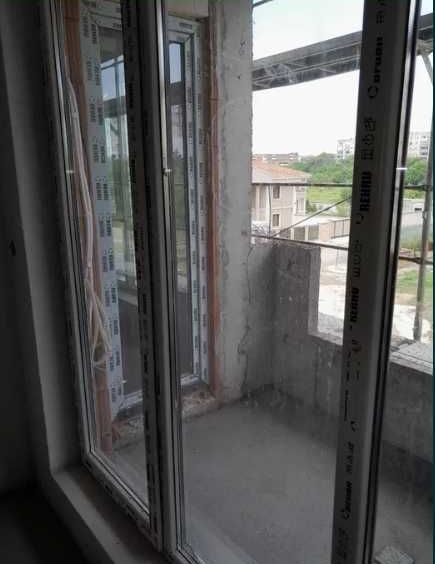 Двустаен апартамент в Пловдив, Южен - 60 кв.м за 1108 €/кв.м - Снимка #3