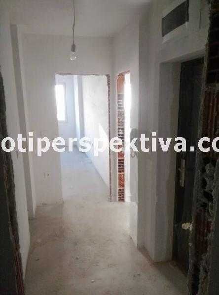 Двустаен апартамент в Пловдив, Кючук Париж - 71 кв.м за 1092 €/кв.м - Снимка #6