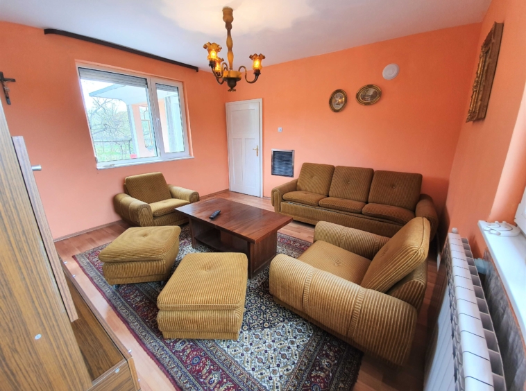 Къща в с. Николово, Област Русе - 140 кв.м за 785 €/кв.м - Снимка #2