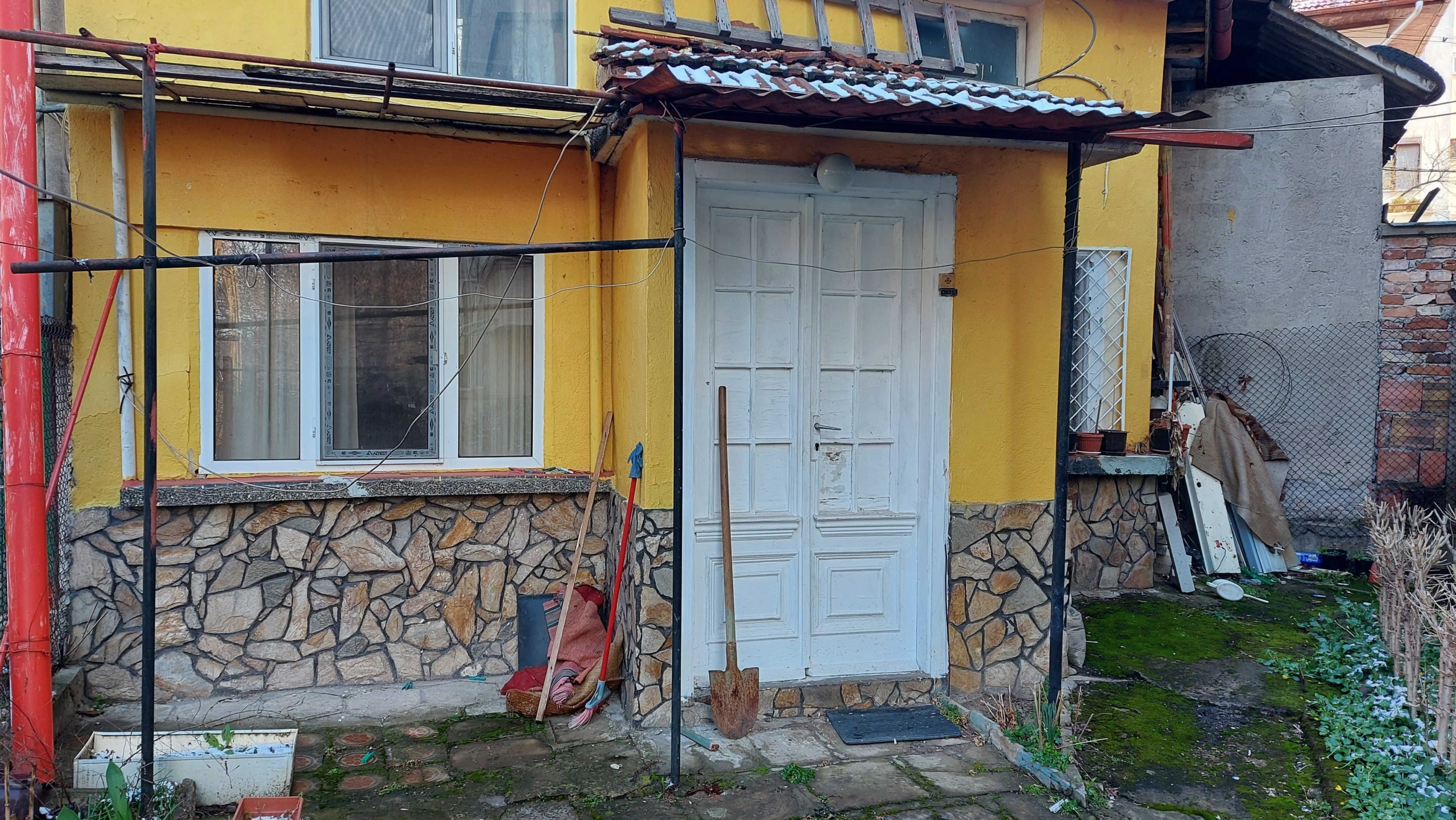 Къща в Плевен, Идеален център - 55 кв.м за 546 €/кв.м - Снимка #1