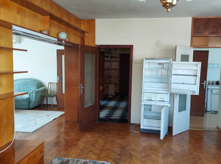 Тристаен апартамент в Плевен, Широк център - 127 кв.м за 867 €/кв.м - Снимка #14