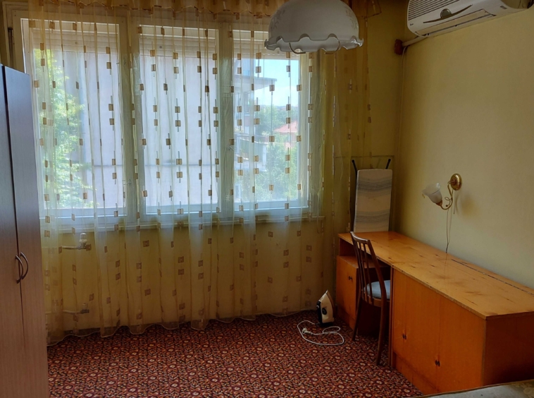 Четиристаен апартамент в Плевен, Широк център - 127 кв.м за 867 €/кв.м - Снимка #13