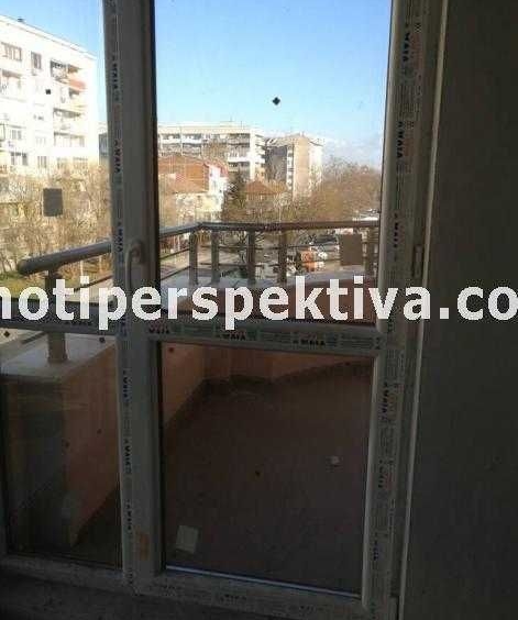 Двустаен апартамент в Пловдив, Кючук Париж - 71 кв.м за 1092 €/кв.м - Снимка #5