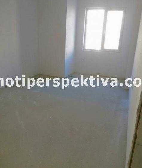 Двустаен апартамент в Пловдив, Кючук Париж - 71 кв.м за 1092 €/кв.м - Снимка #4