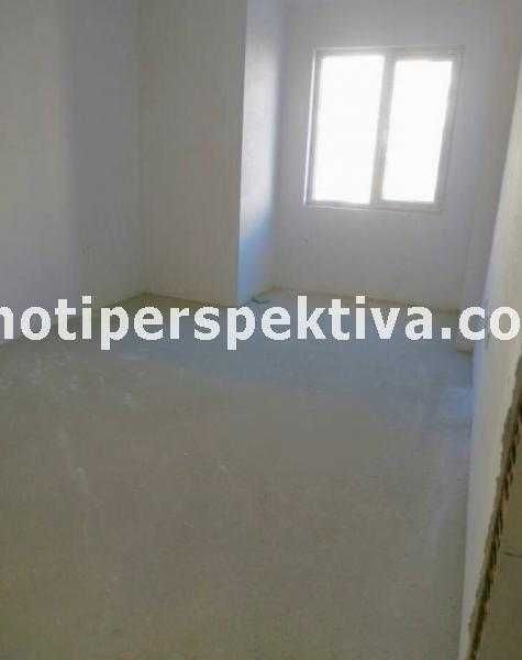 Двустаен апартамент в Пловдив, Кючук Париж - 71 кв.м за 1092 €/кв.м - Снимка #4