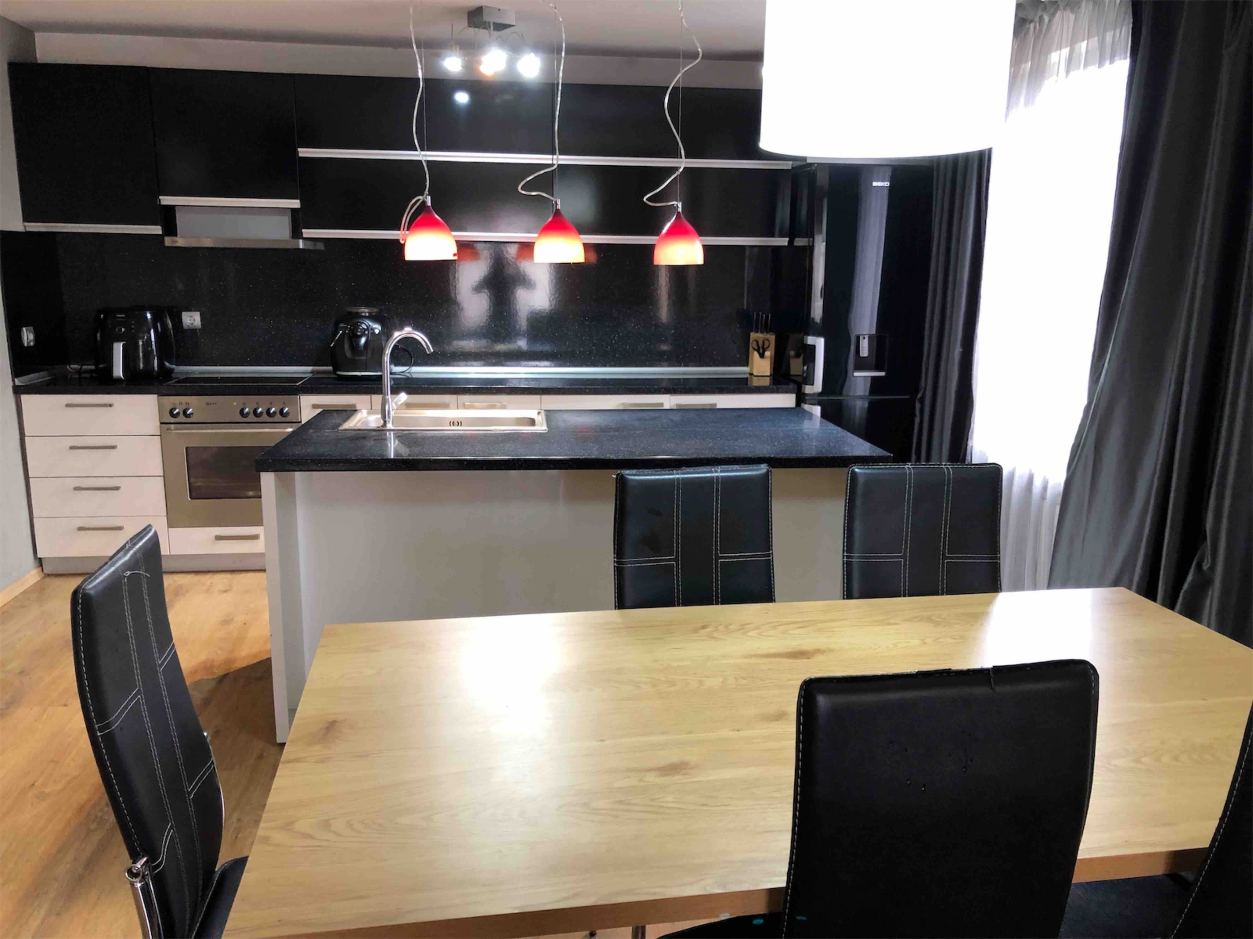 Къща в с. Студена, Област Перник - 240 кв.м за 1042 €/кв.м - Снимка #3