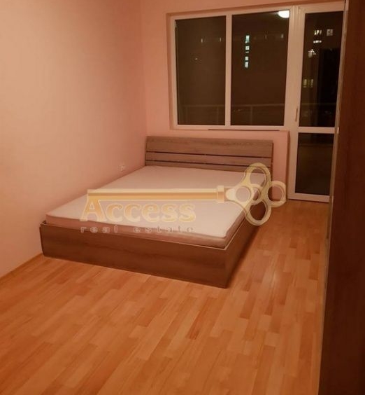 Дава се под наем Двустаен апартамент в Варна, Левски - 70 кв.м за 500лв € - Снимка #3