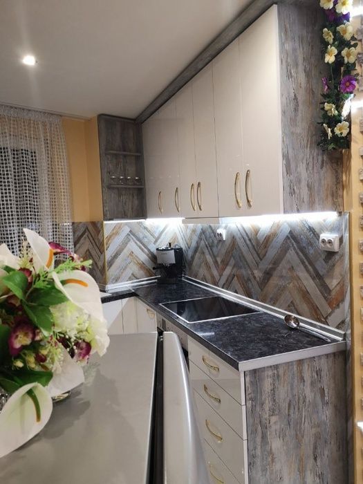 Дава се под наем Тристаен апартамент в Пловдив, Кършияка - 75 кв.м за 250 € - Снимка #8
