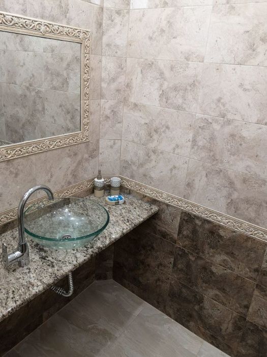 Дава се под наем Тристаен апартамент в Пловдив, Кършияка - 75 кв.м за 250 € - Снимка #17