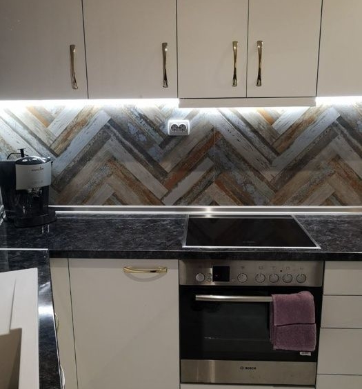 Дава се под наем Тристаен апартамент в Пловдив, Кършияка - 75 кв.м за 250 € - Снимка #22