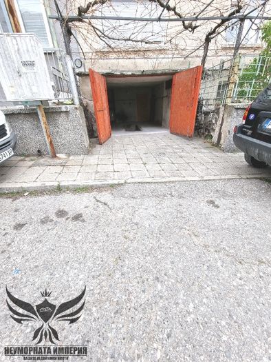 Гараж / Паркомясто в Асеновград - 18 кв.м за 573 €/кв.м - Снимка #11